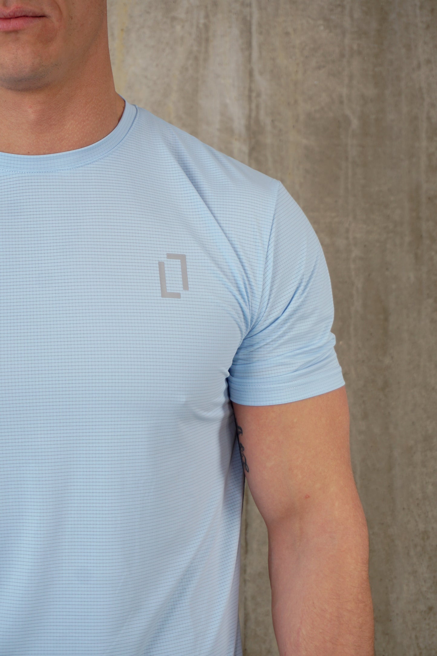 Bulletto Formation Essential T-shirt Pastel Blue