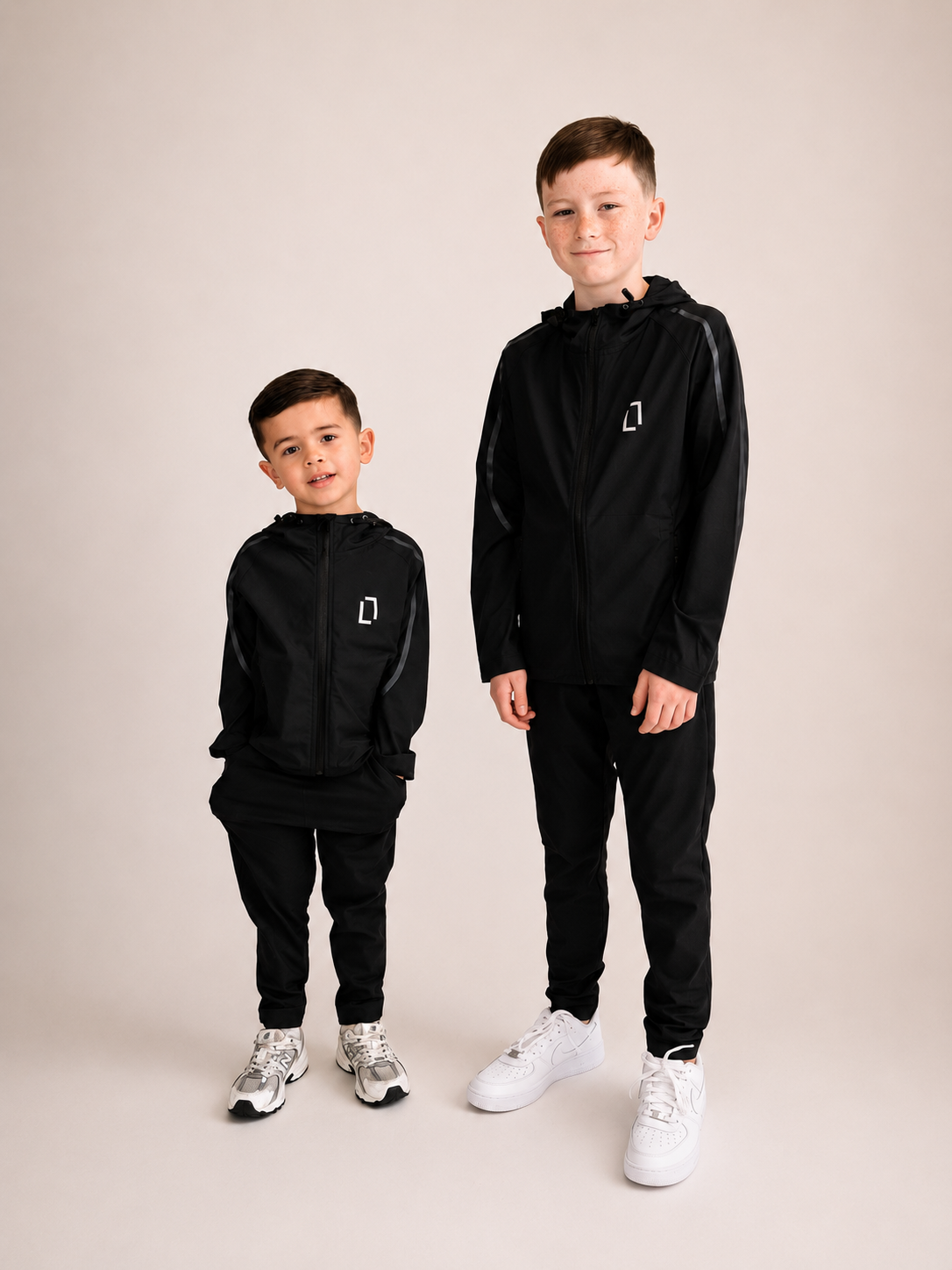 Bulletto Kids Tech Tracksuit - Black