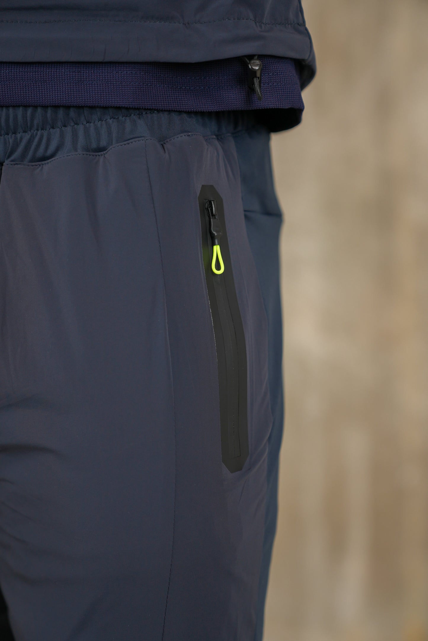 Formation Hybrid Pant (Navy & Neon)