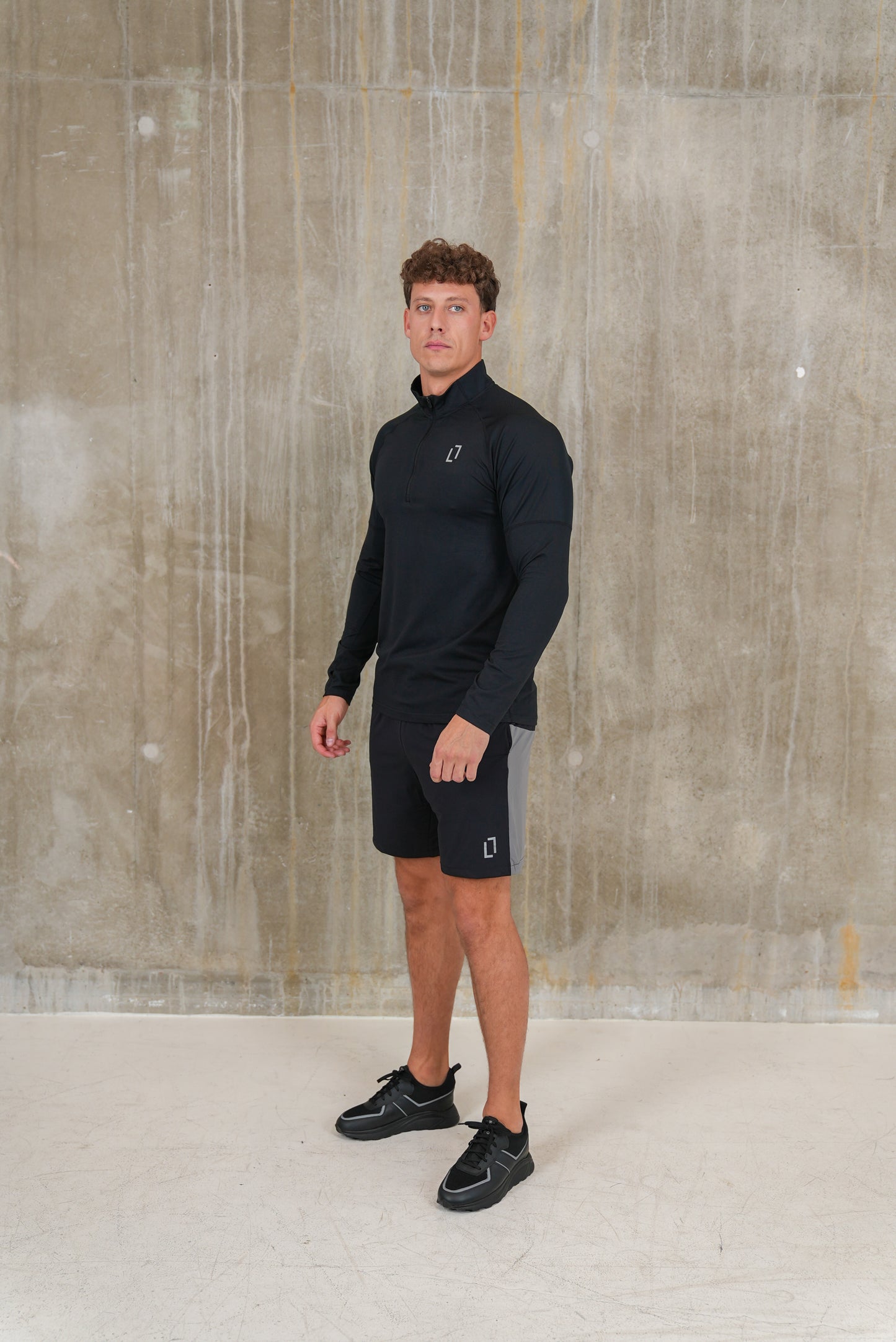 Formation 1/4 Zip (Black)