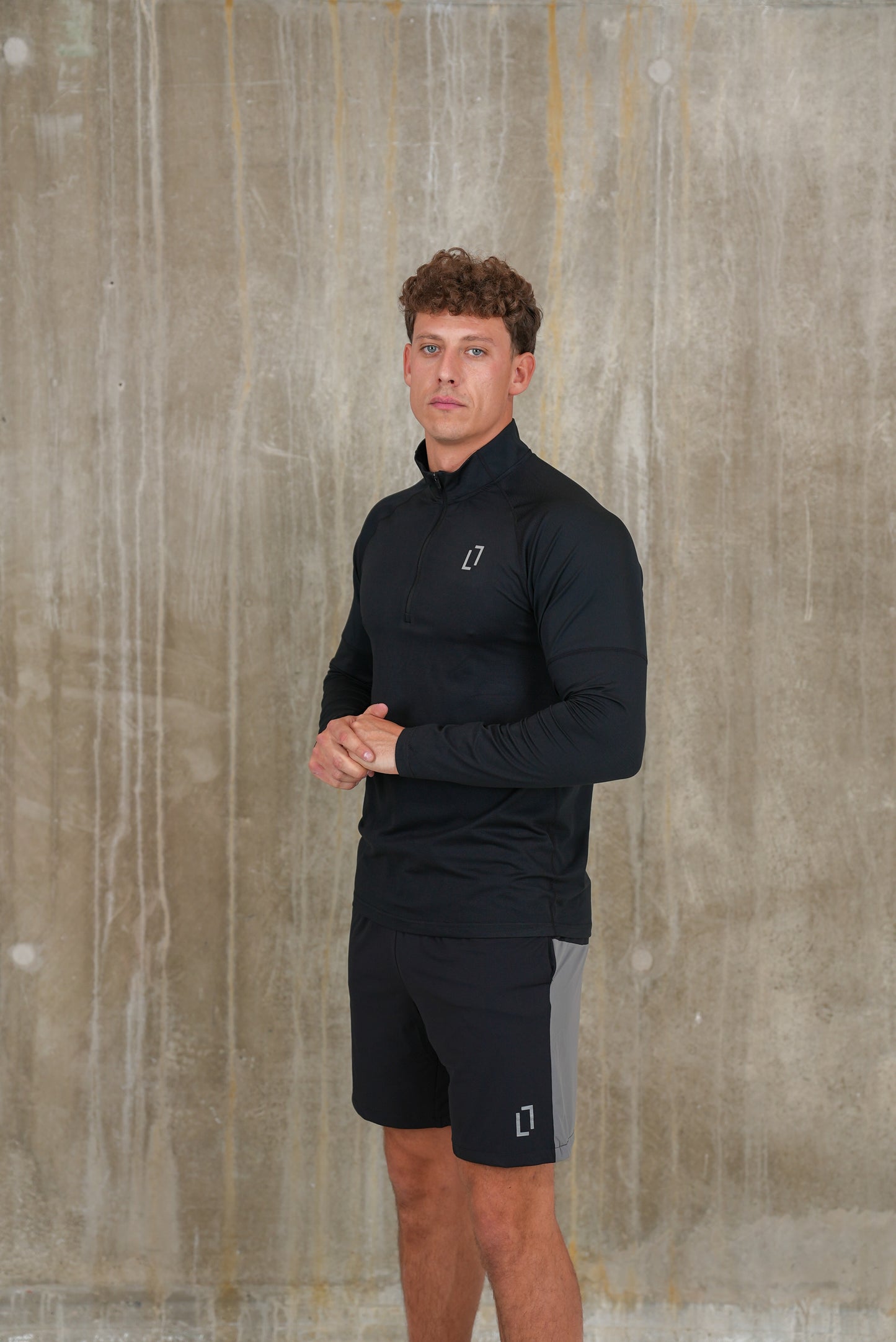 Formation 1/4 Zip (Black)