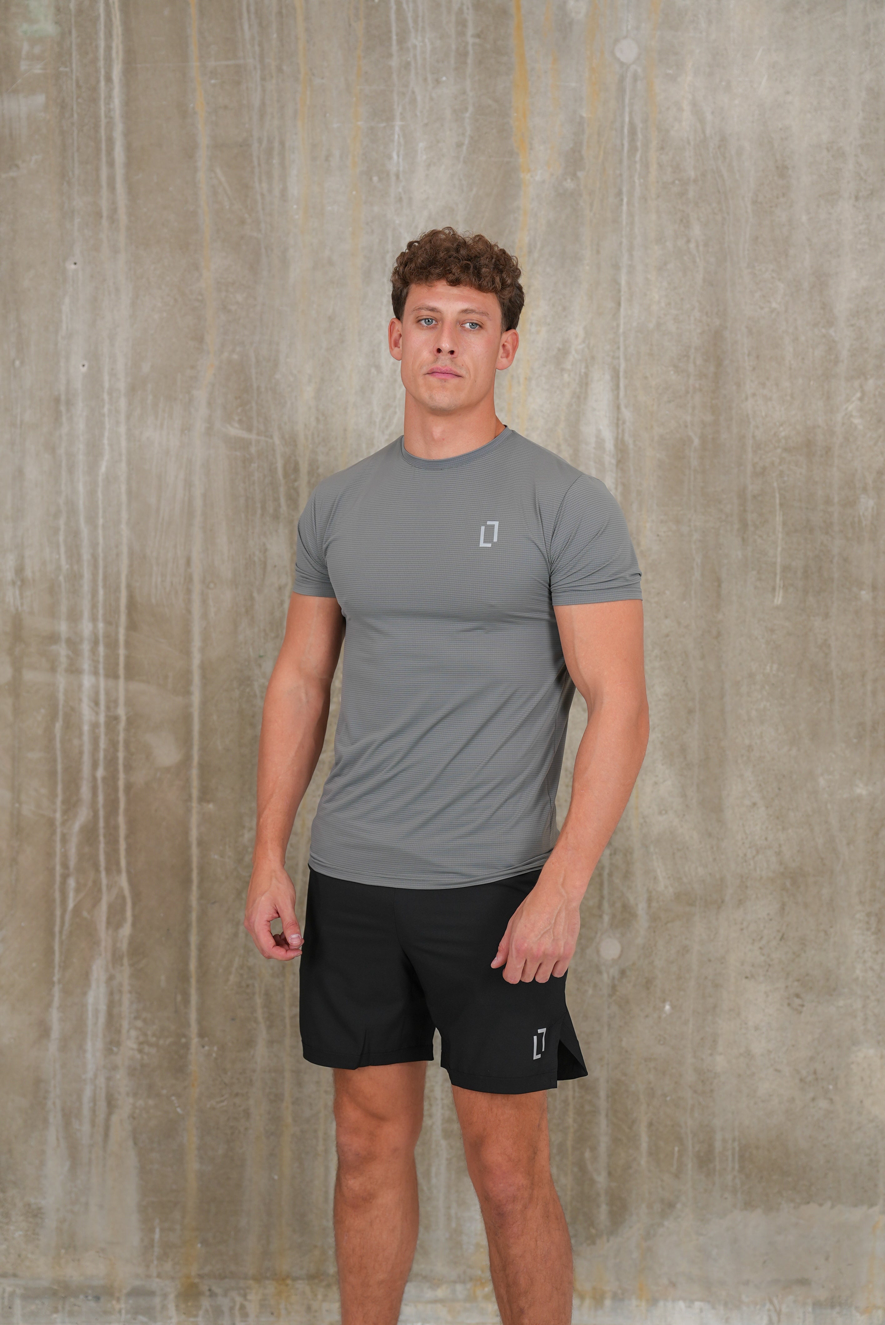 Bulletto Formation Textured T Dove Grey